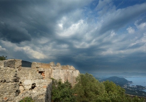 ΤΟ ΚΑΣΤΡΟ ΤΟΥ ΑΛΗ ΠΑΣΑ